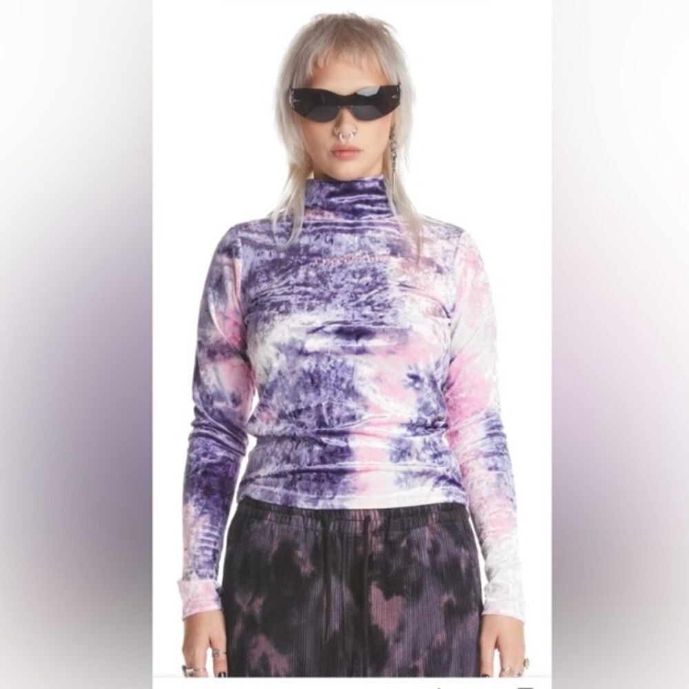 Need a Hug Velour High Neck Top size XL